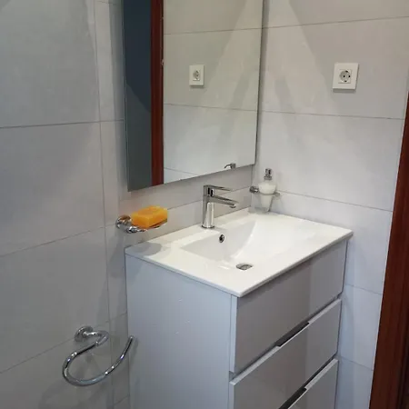 Cruces Appartement Barakaldo Buitenkant foto